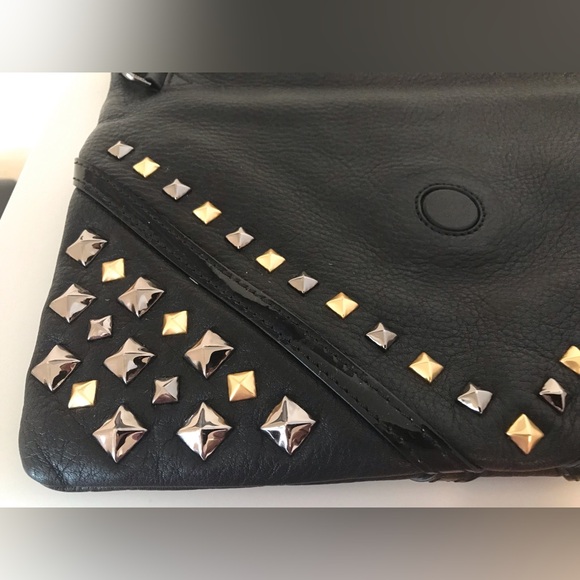 MCM Visetos Satchel Studded. - Picture 10 of 15